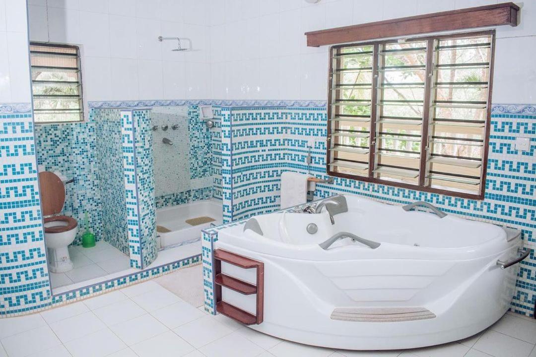 Kijani Cottages Diani Diani Beach Exterior foto