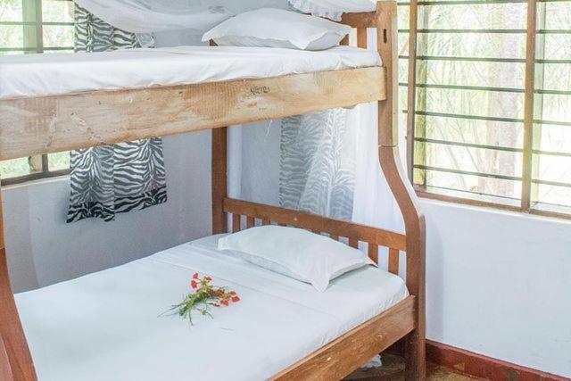 Kijani Cottages Diani Diani Beach Exterior foto