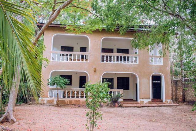 Kijani Cottages Diani Diani Beach Exterior foto