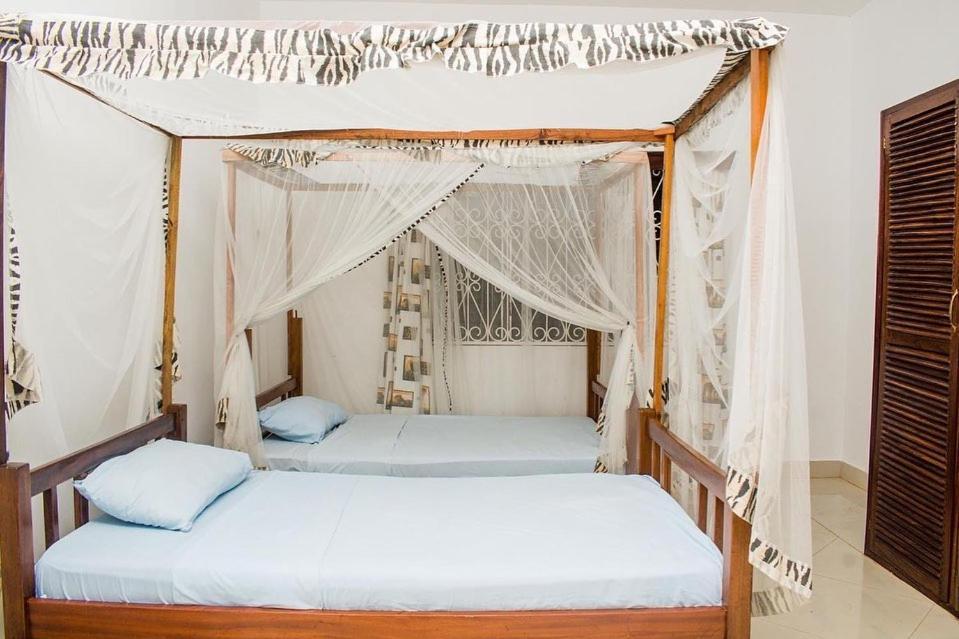 Kijani Cottages Diani Diani Beach Exterior foto